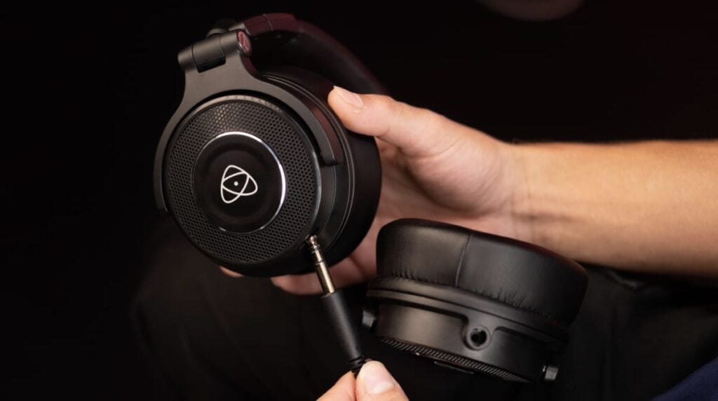 Atomos studio sonic headphones jack